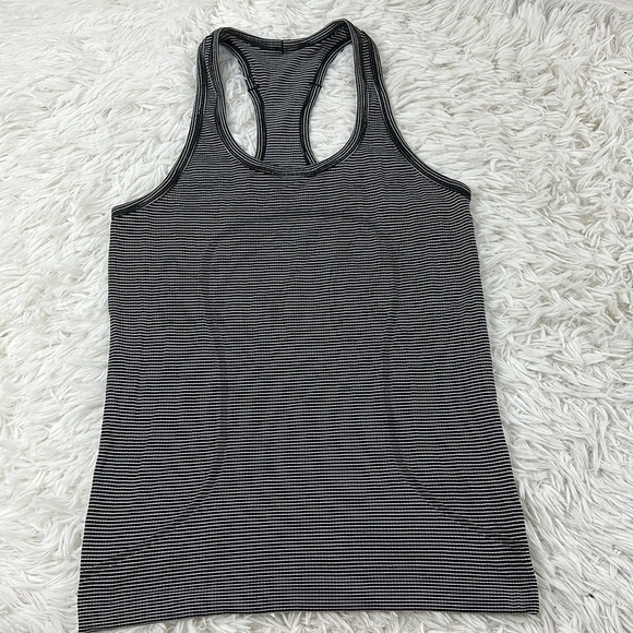 Lululemon Swiftly Tech Tank Hyper Stripe Black White - Picture 1 of 4